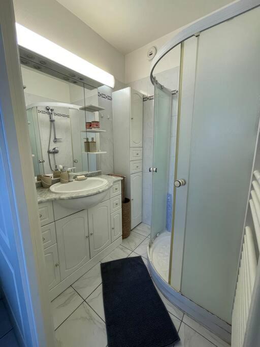 7Mn From The Center/ Pool/Parking Apartment Кан Екстериор снимка